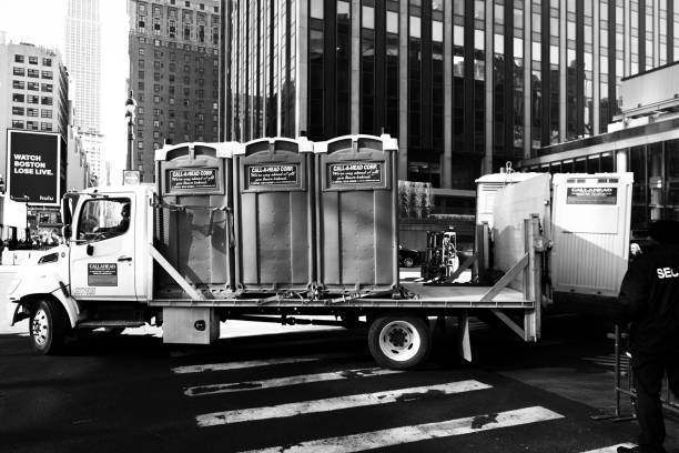 Best Portable toilet rental cost  in Lagrange, IN